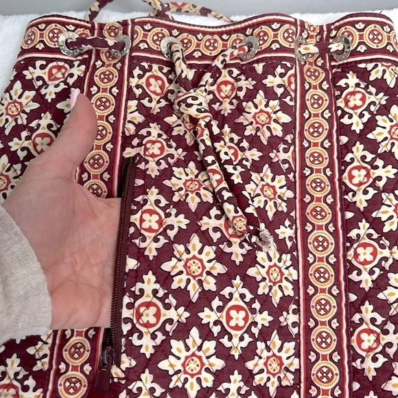 Vera Bradley Medallion Maroon Drawstring Quilted Backpack - Picture 4 of 7